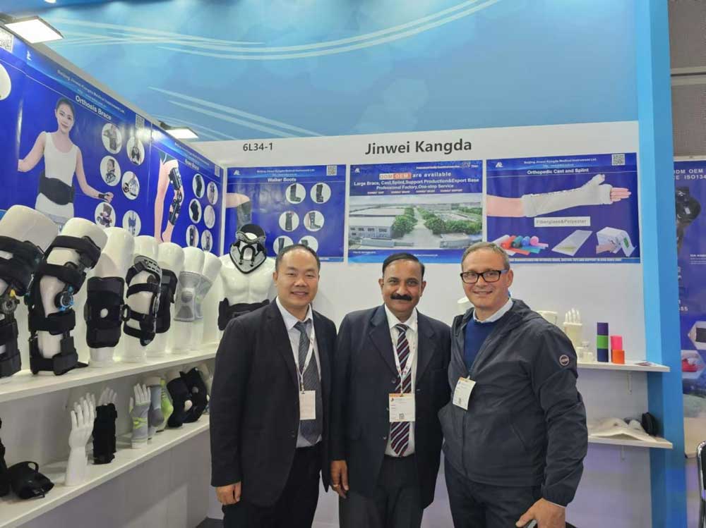 Jinwei-Kangda-participated-in-the-2024-MEDICA-International-Medical-Exhibition-in-Germany4.jpg